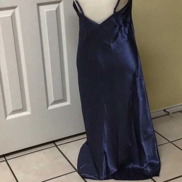 HALSTON BLUE EMBROIDERED MAXI SLIP DRESS M - Picture 10 of 11